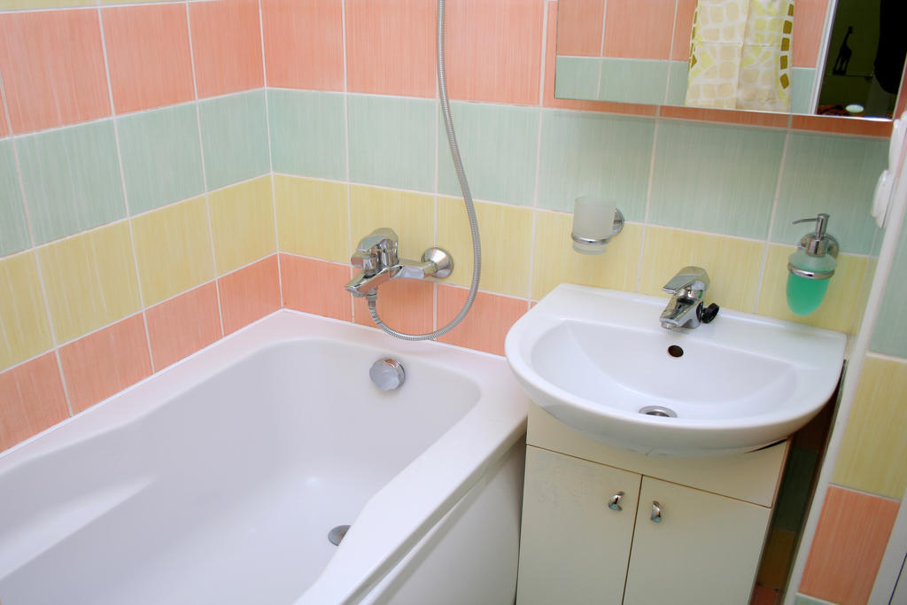 Inn Home Apartments - Livoberezhna Киев Екстериор снимка