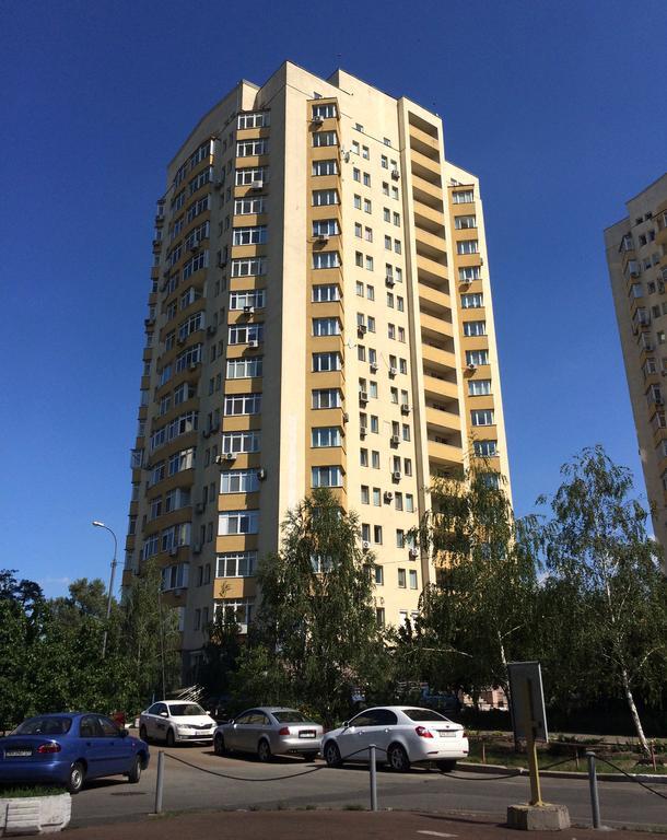 Inn Home Apartments - Livoberezhna Киев Екстериор снимка