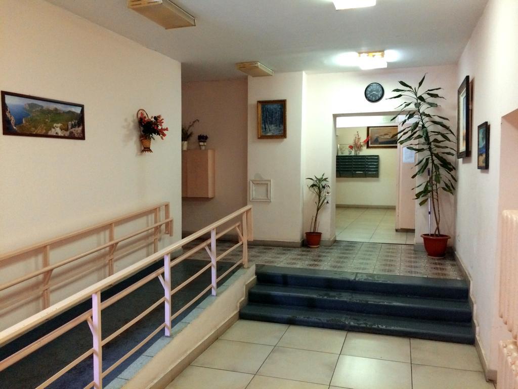 Inn Home Apartments - Livoberezhna Киев Екстериор снимка