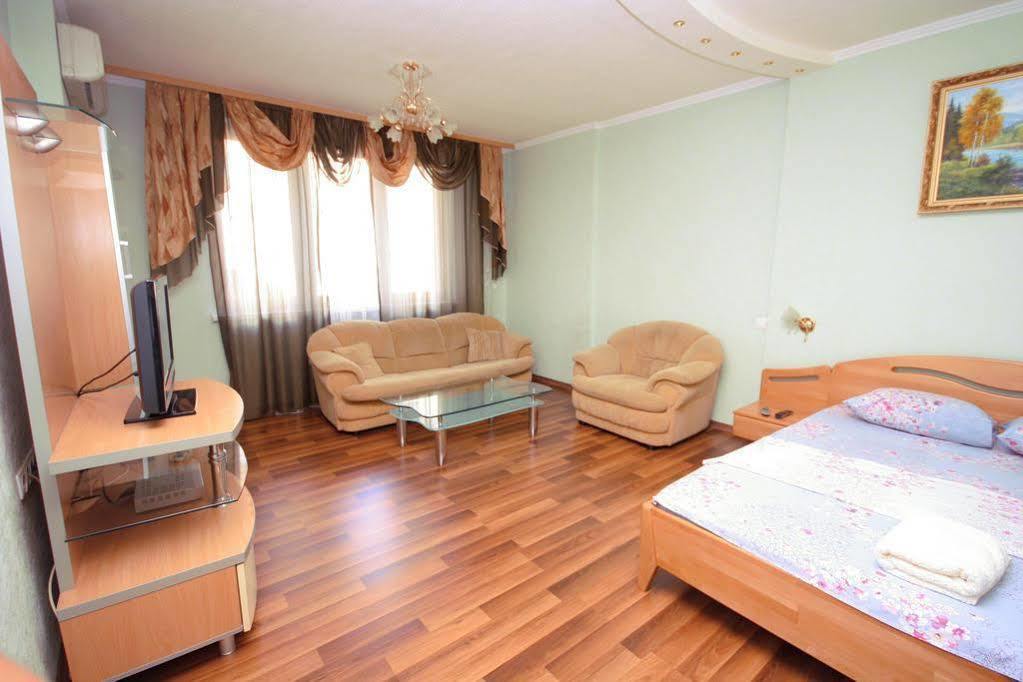 Inn Home Apartments - Livoberezhna Киев Екстериор снимка