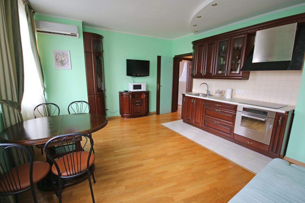 Inn Home Apartments - Livoberezhna Киев Екстериор снимка